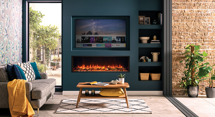F-eReflex-135R-Inset-with-Log-Pebble-fuel-effect-and-Amber-flame-Setting_G160-1